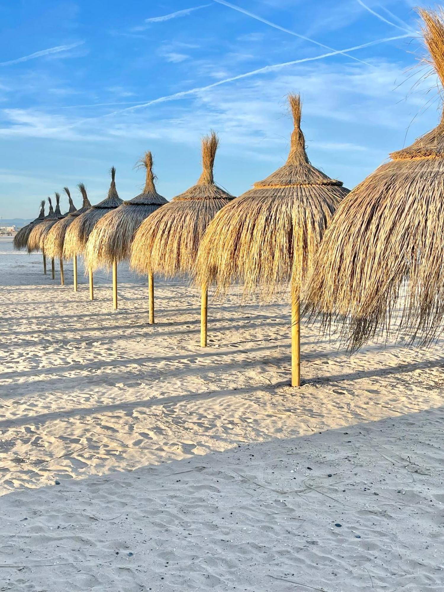 Apartbeach Golden I Muy Luminoso Junto Playa Y Climatizado Салоу Екстериор снимка