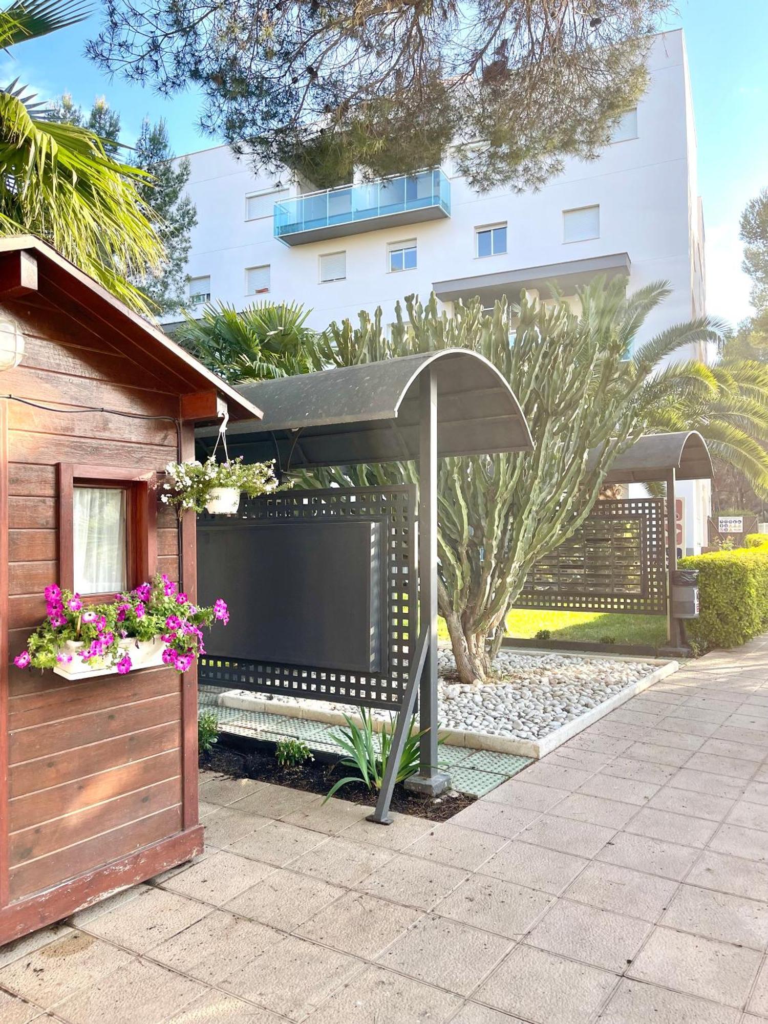 Apartbeach Golden I Muy Luminoso Junto Playa Y Climatizado Салоу Екстериор снимка