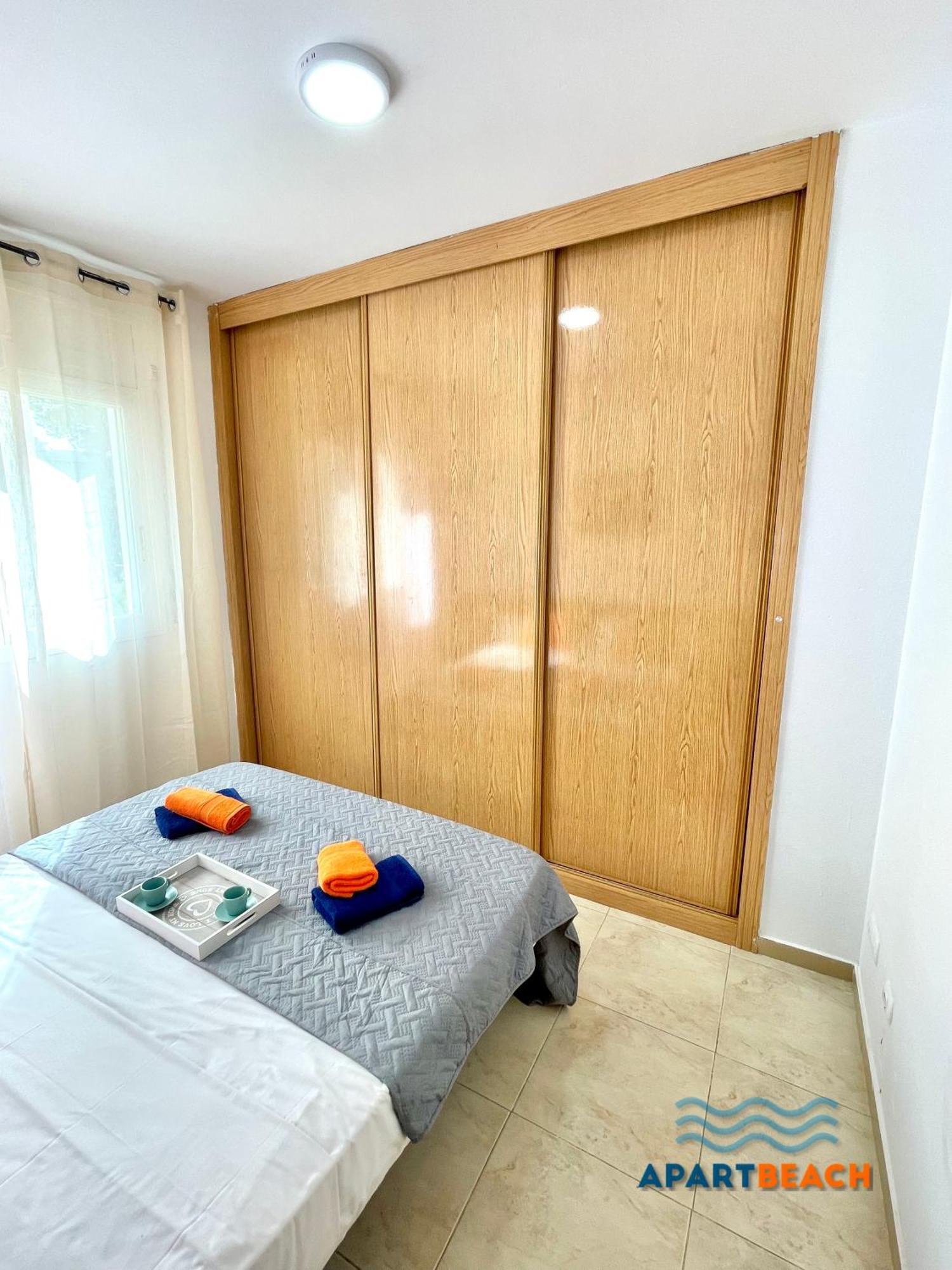 Apartbeach Golden I Muy Luminoso Junto Playa Y Climatizado Салоу Екстериор снимка
