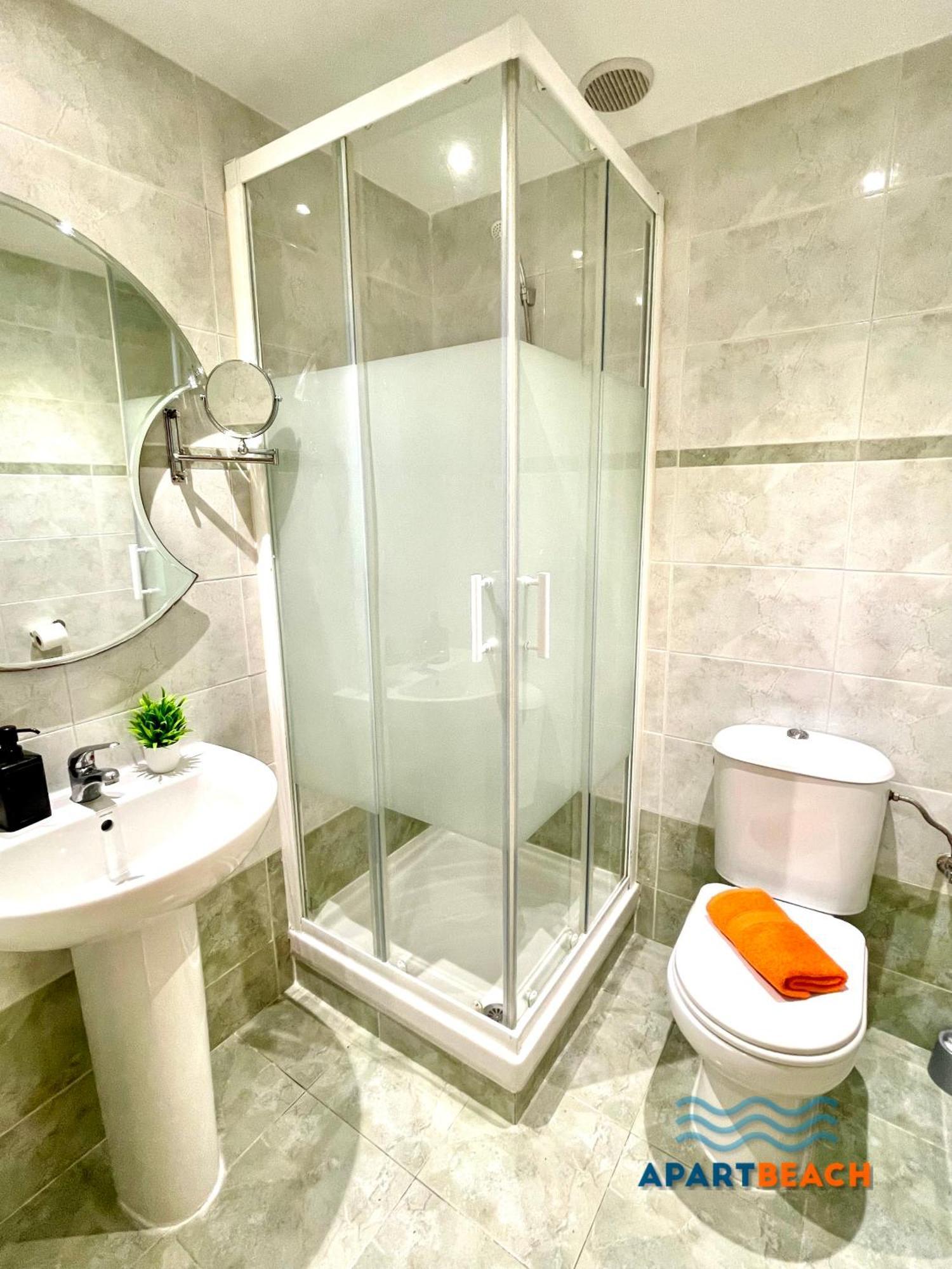 Apartbeach Golden I Muy Luminoso Junto Playa Y Climatizado Салоу Екстериор снимка